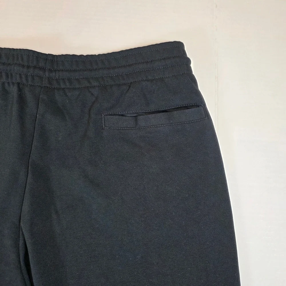 ⁠Nike Air Jordan Jumpman Logo Men's Fleece Shorts Black White AQ3115-010 Size M⁠